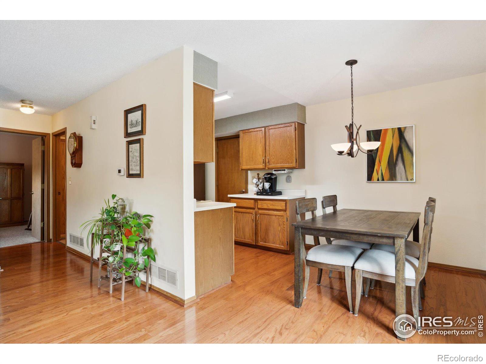 MLS Image #7 for 9157 w cedar drive,lakewood, Colorado