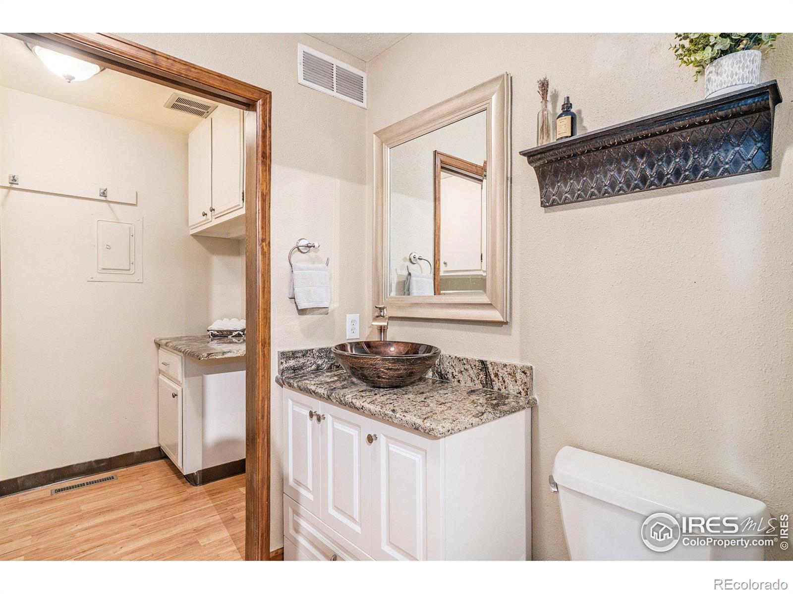 MLS Image #12 for 435 e drake road,fort collins, Colorado