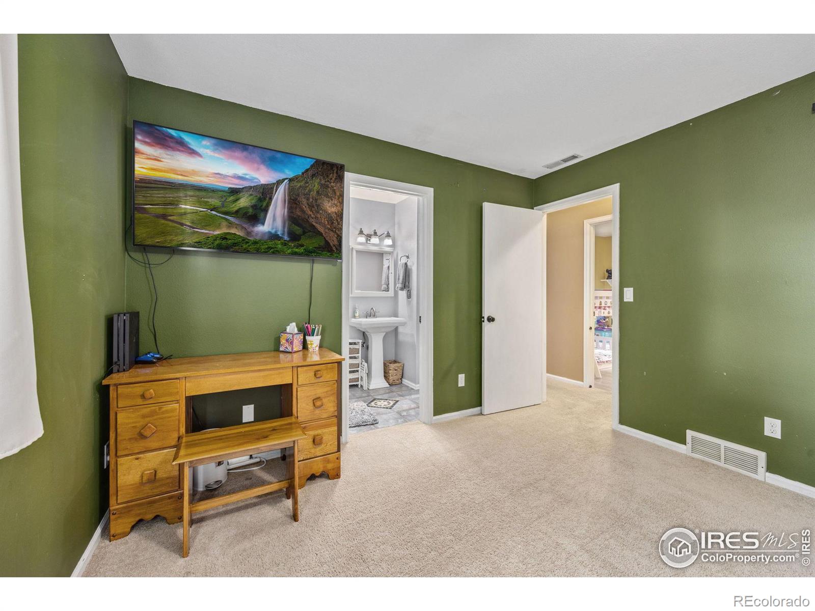 MLS Image #14 for 1223  aspen drive,berthoud, Colorado