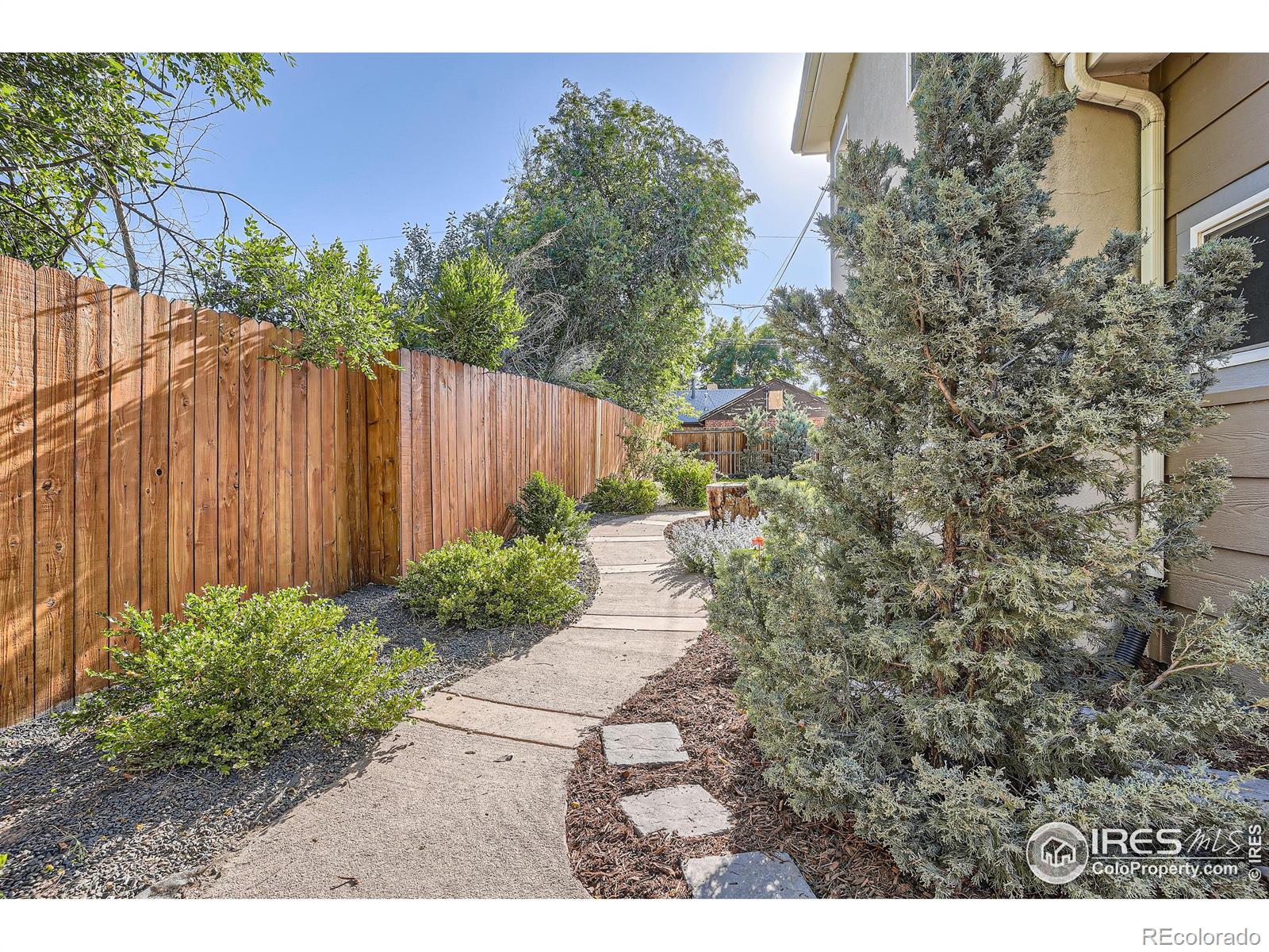 MLS Image #29 for 357 s ivy street,denver, Colorado