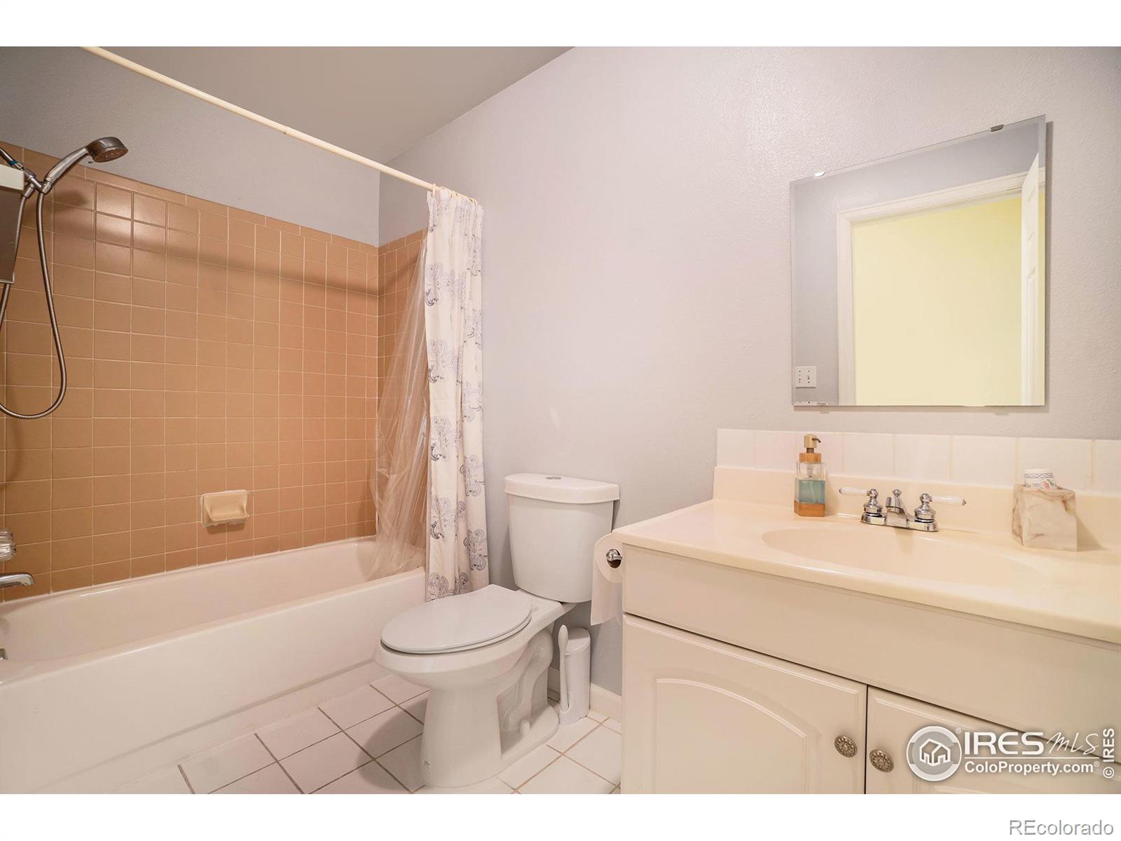 MLS Image #18 for 1727  hoffman drive,loveland, Colorado