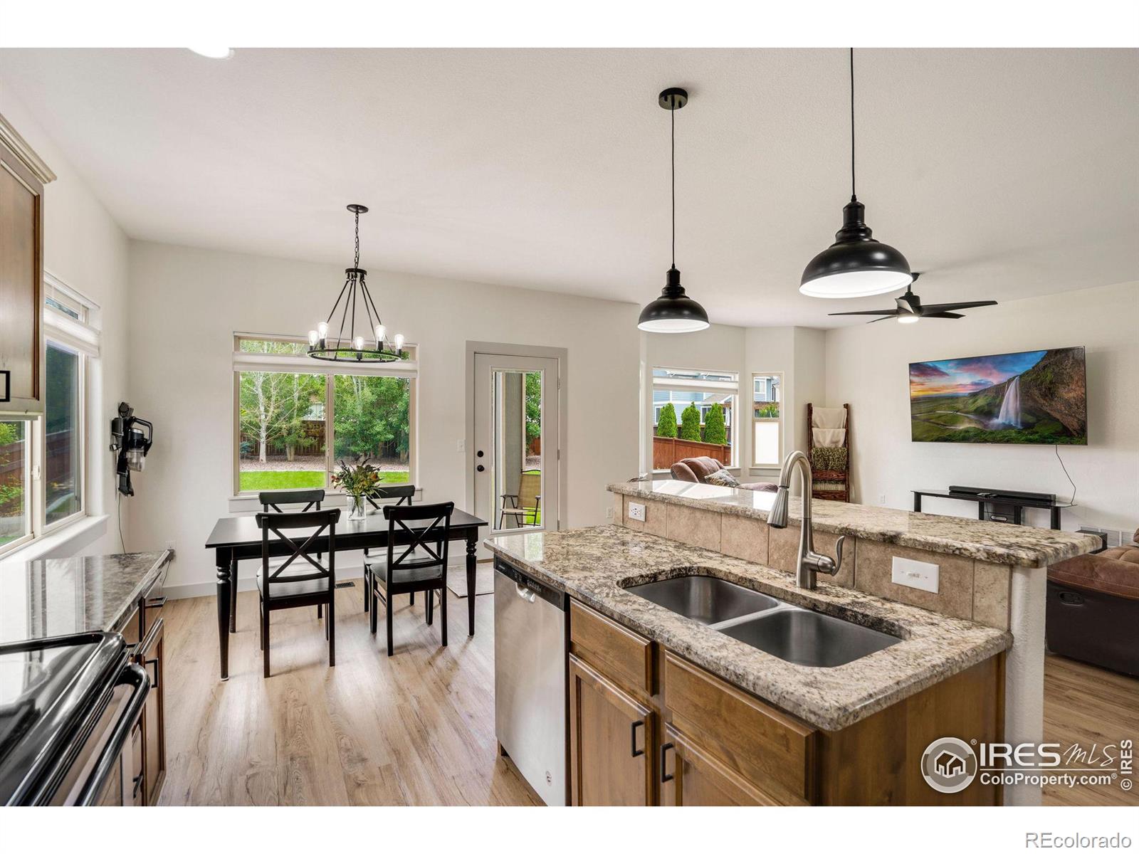 MLS Image #11 for 530  moonglow drive,windsor, Colorado