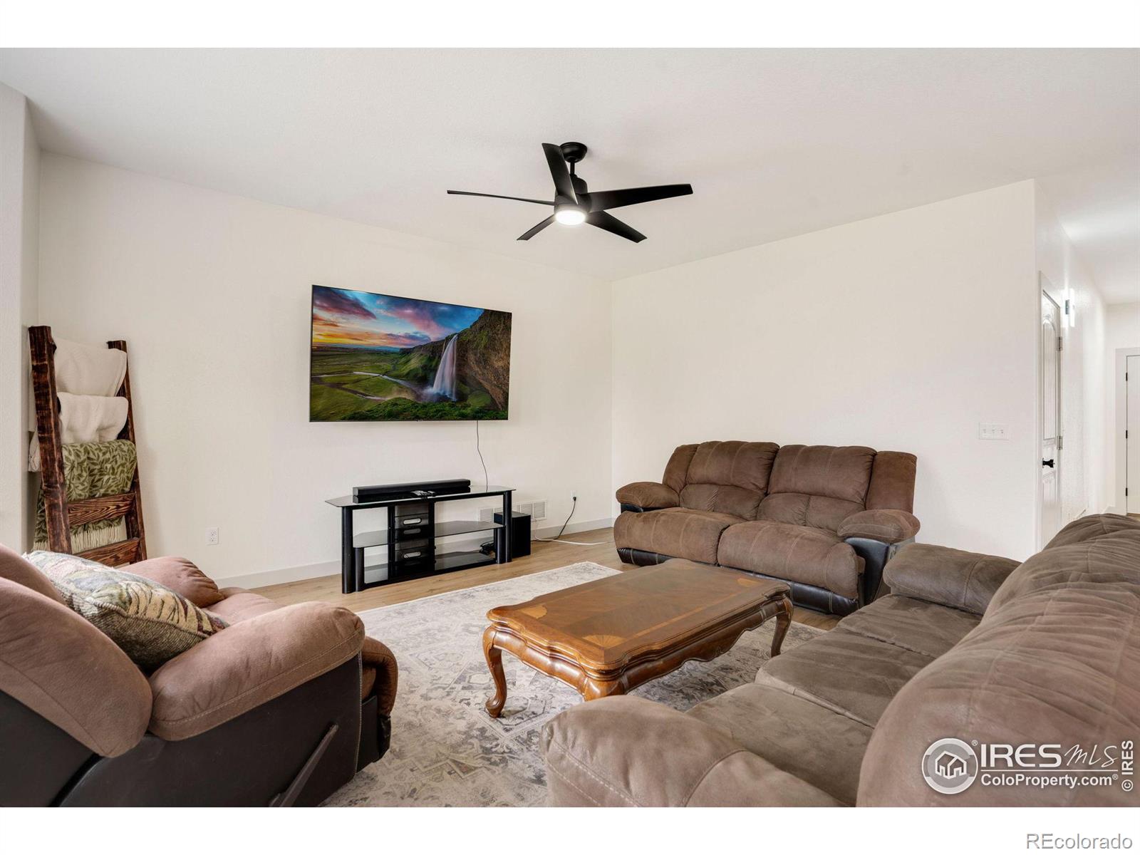 MLS Image #5 for 530  moonglow drive,windsor, Colorado