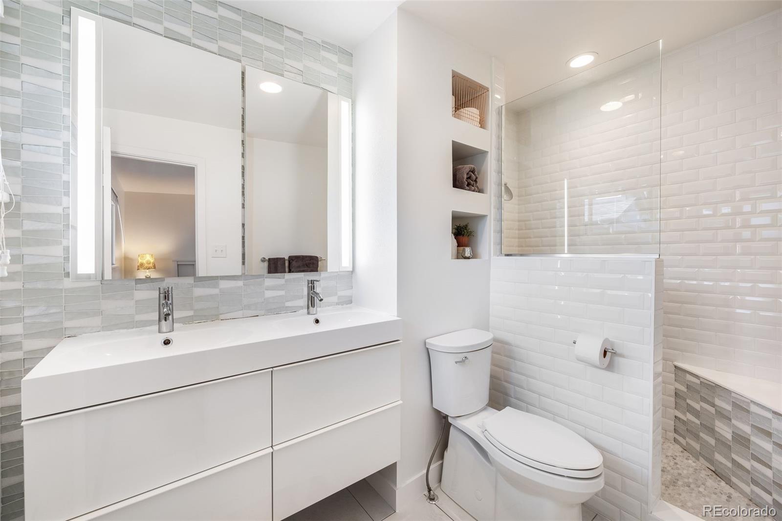 MLS Image #11 for 2719 e cresthill avenue,centennial, Colorado