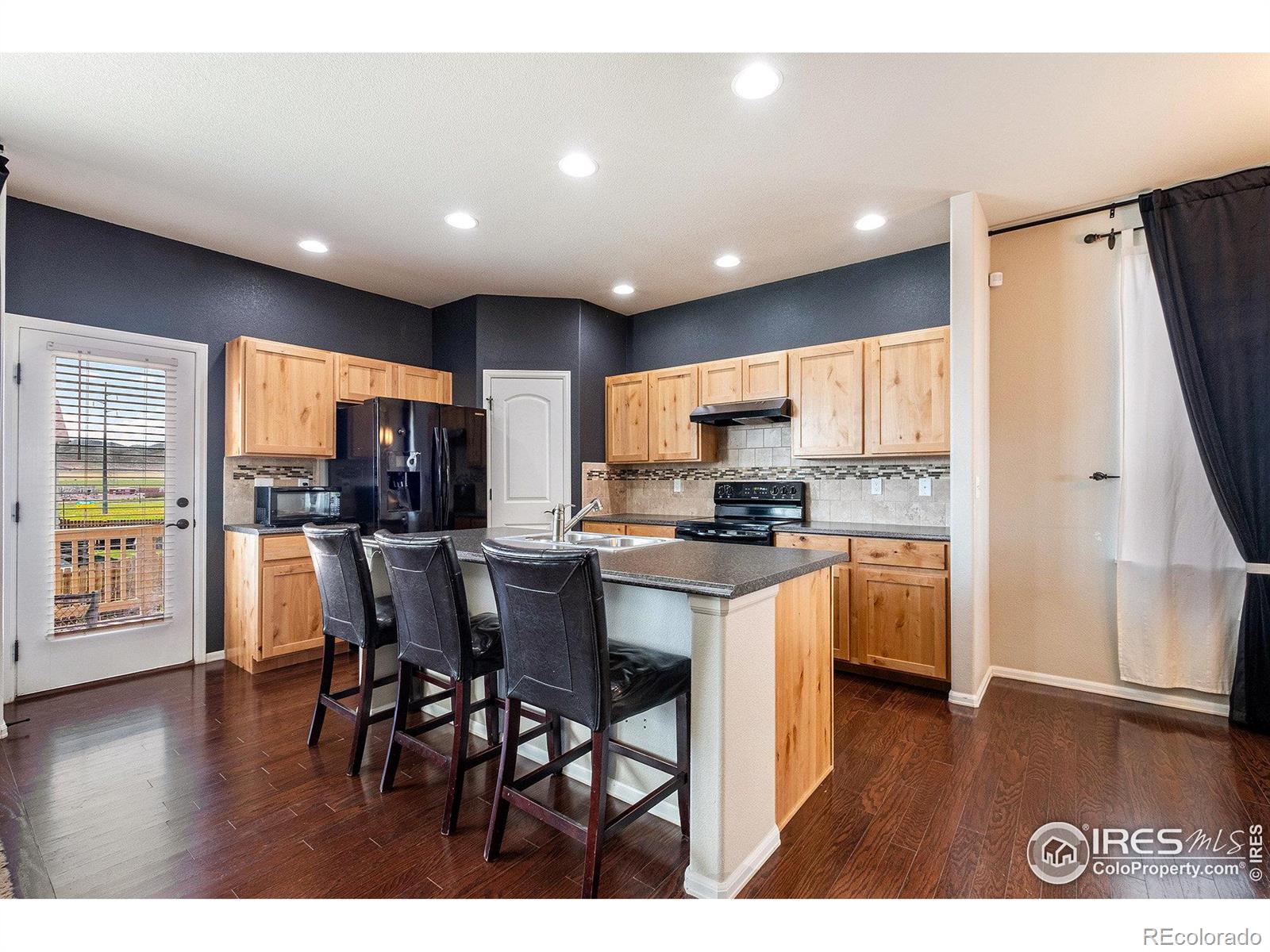 MLS Image #5 for 6499  san isabel avenue,loveland, Colorado