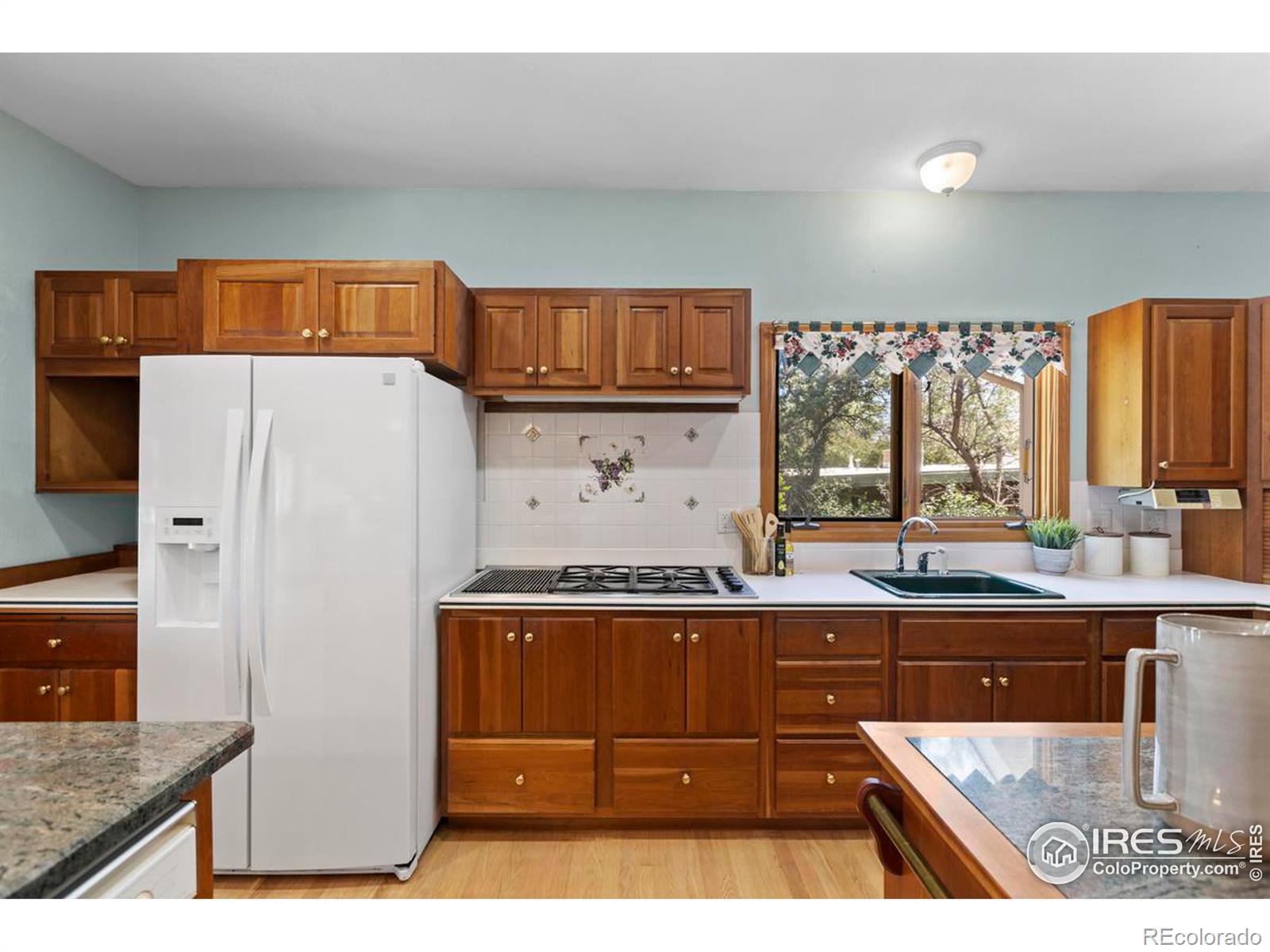 MLS Image #10 for 830  gregory road,fort collins, Colorado