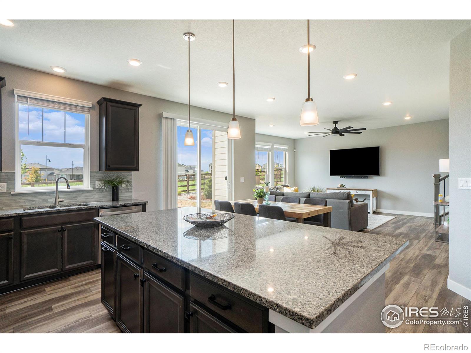 MLS Image #5 for 5225  inland avenue,firestone, Colorado