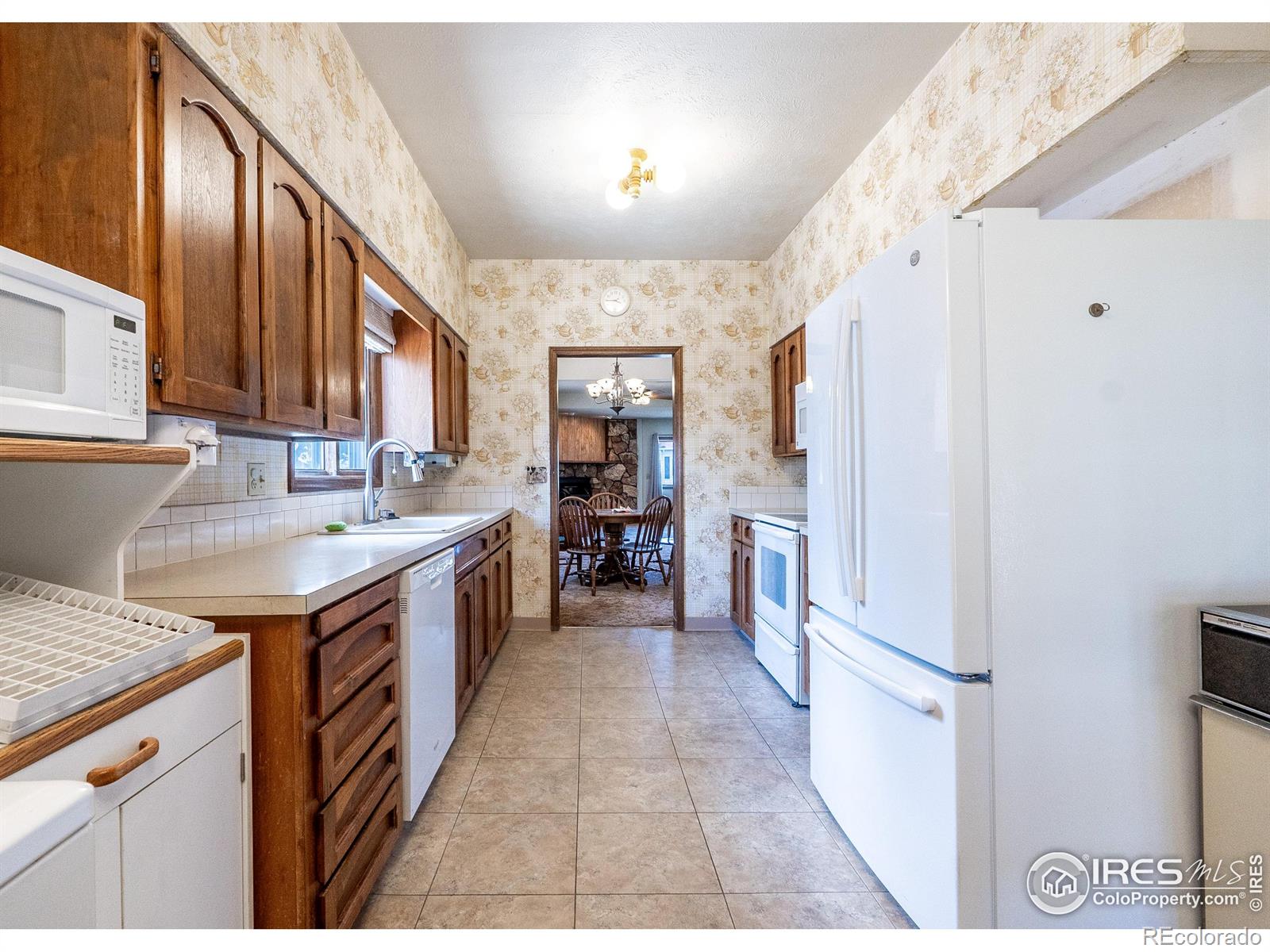 MLS Image #11 for 558 e 9th street,loveland, Colorado