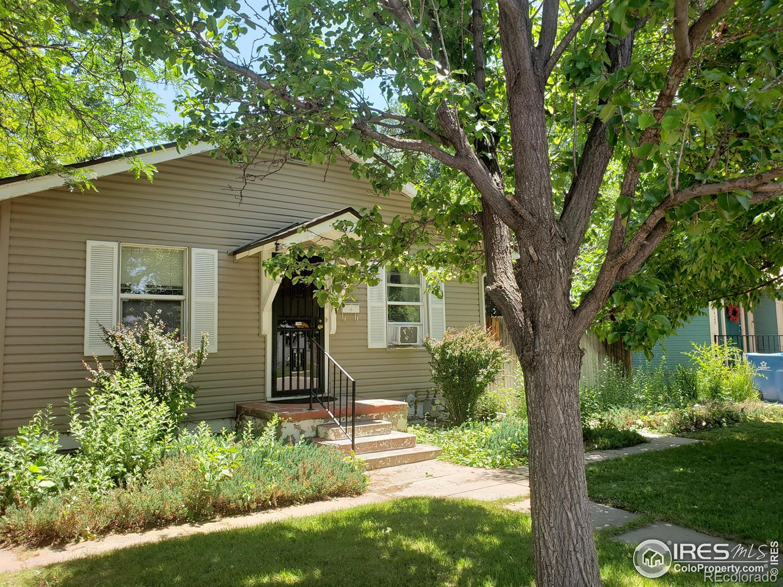 MLS Image #0 for 4424 s bannock street,englewood, Colorado