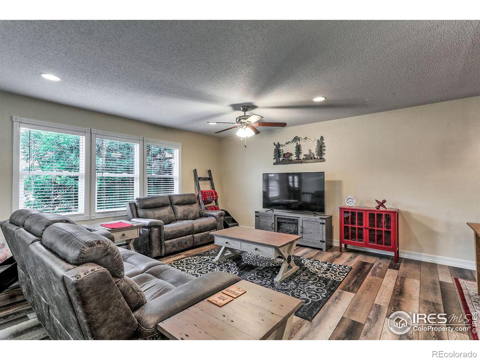 MLS Image #3 for 2514  glendevey drive,loveland, Colorado