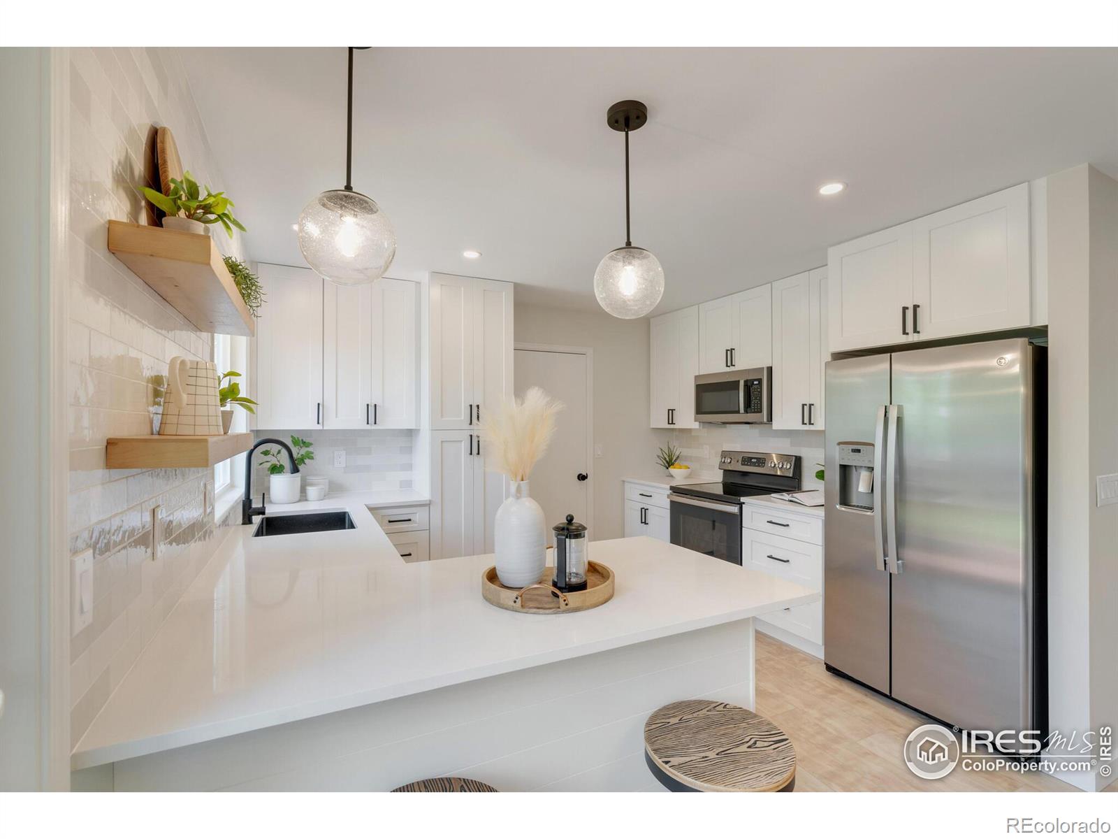 MLS Image #4 for 917  harrison drive,lafayette, Colorado