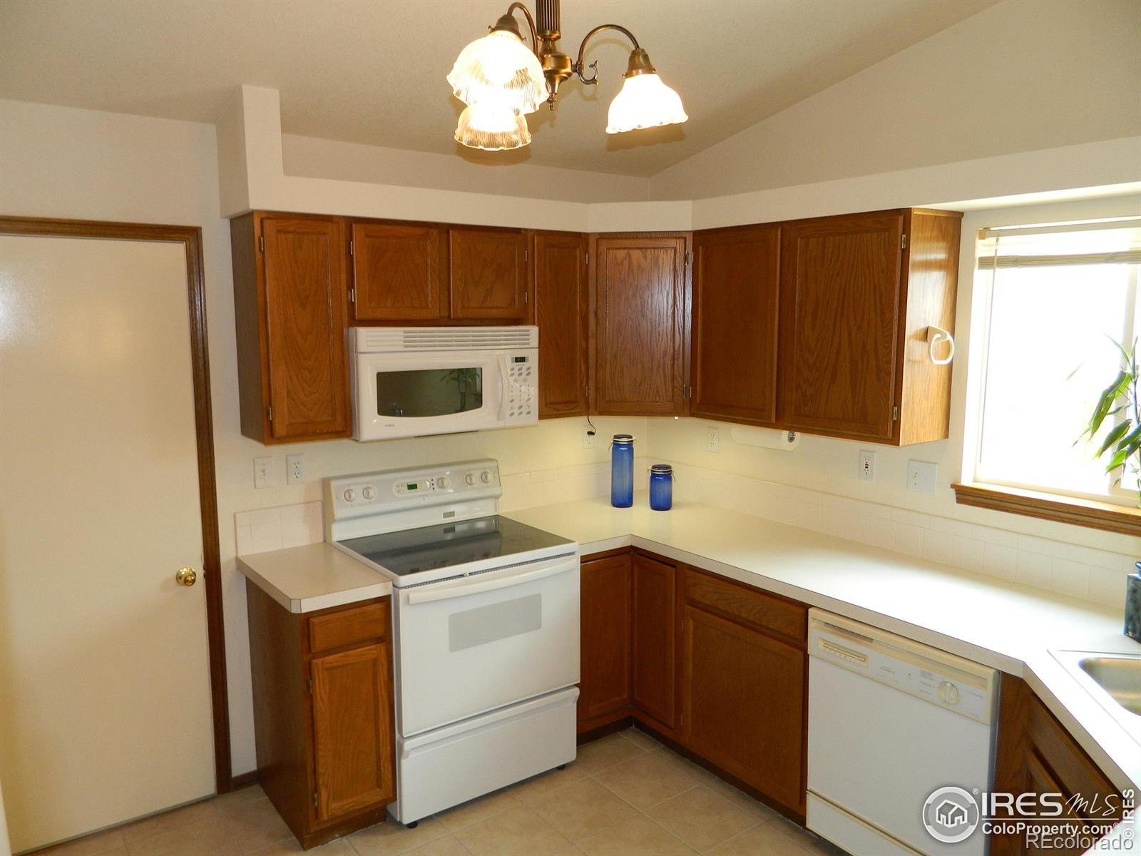 MLS Image #10 for 224 n 49th ave pl,greeley, Colorado