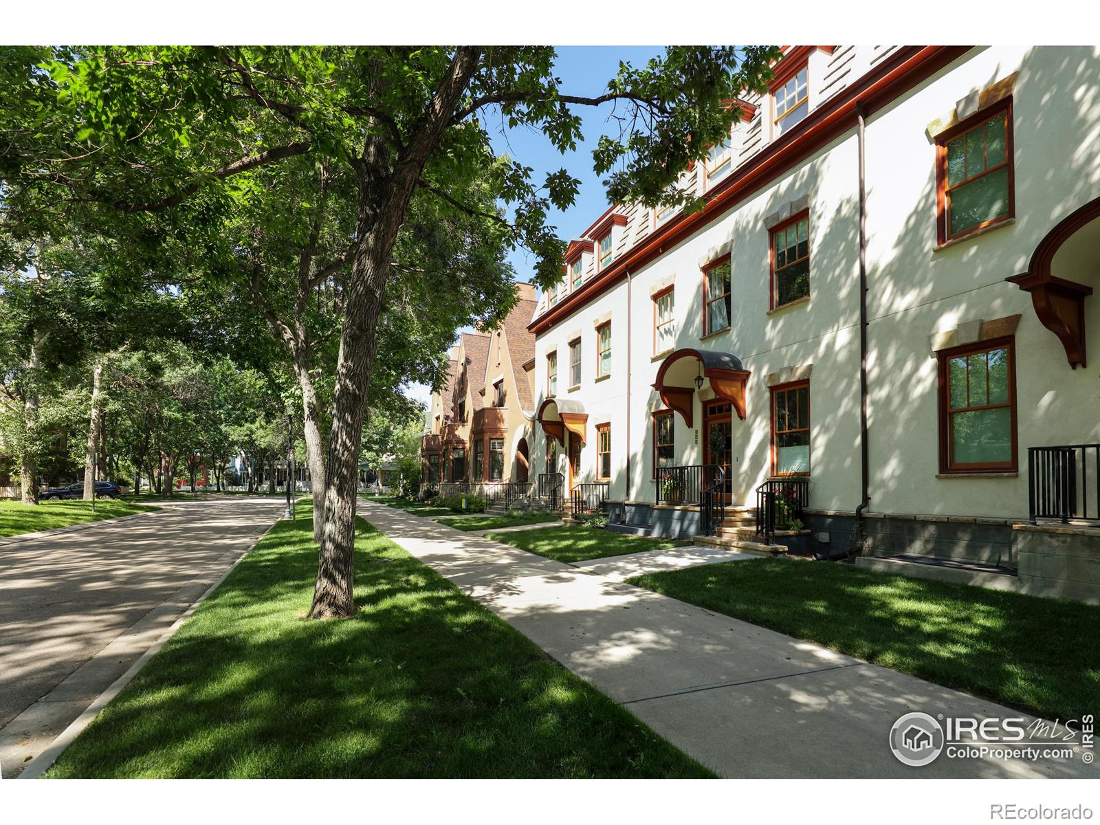 CMA Image for 855  Neon Forest Circle,Longmont, Colorado