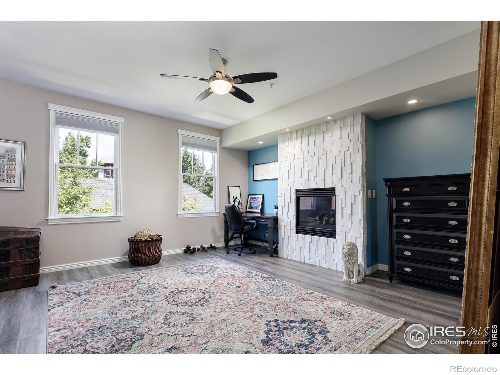 MLS Image #19 for 855  neon forest circle,longmont, Colorado