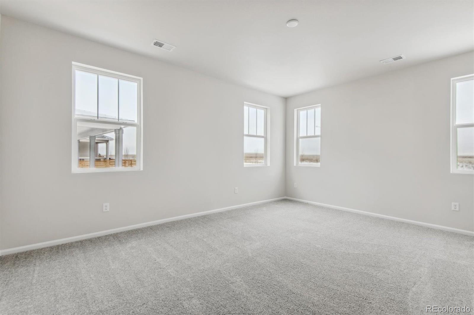 MLS Image #15 for 27616 e byers place,aurora, Colorado
