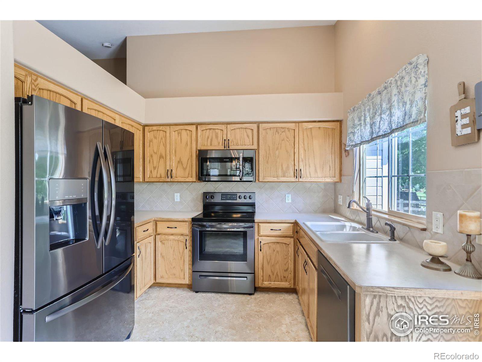 MLS Image #5 for 1500  warbler street,loveland, Colorado