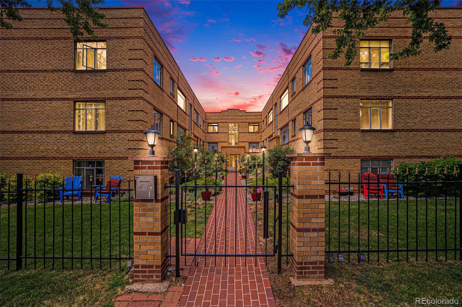 MLS Image #0 for 1521  ivy street 1,denver, Colorado