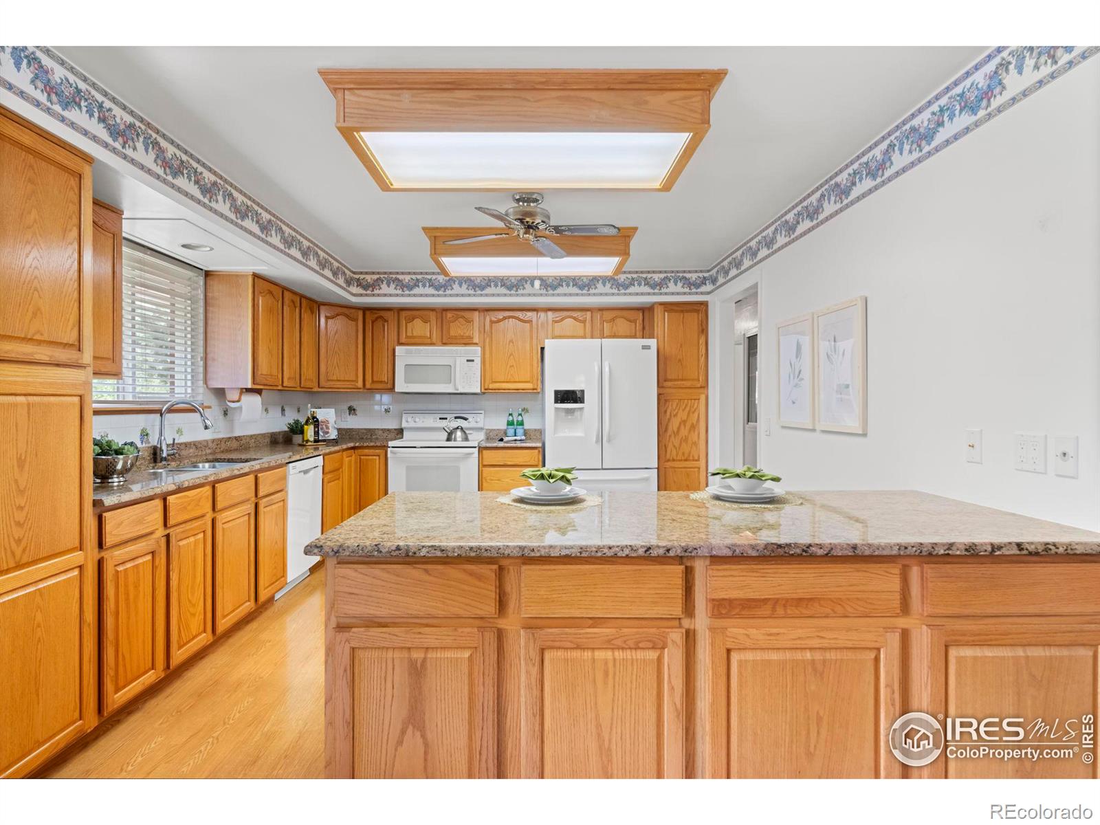 MLS Image #11 for 8085  newman street,arvada, Colorado