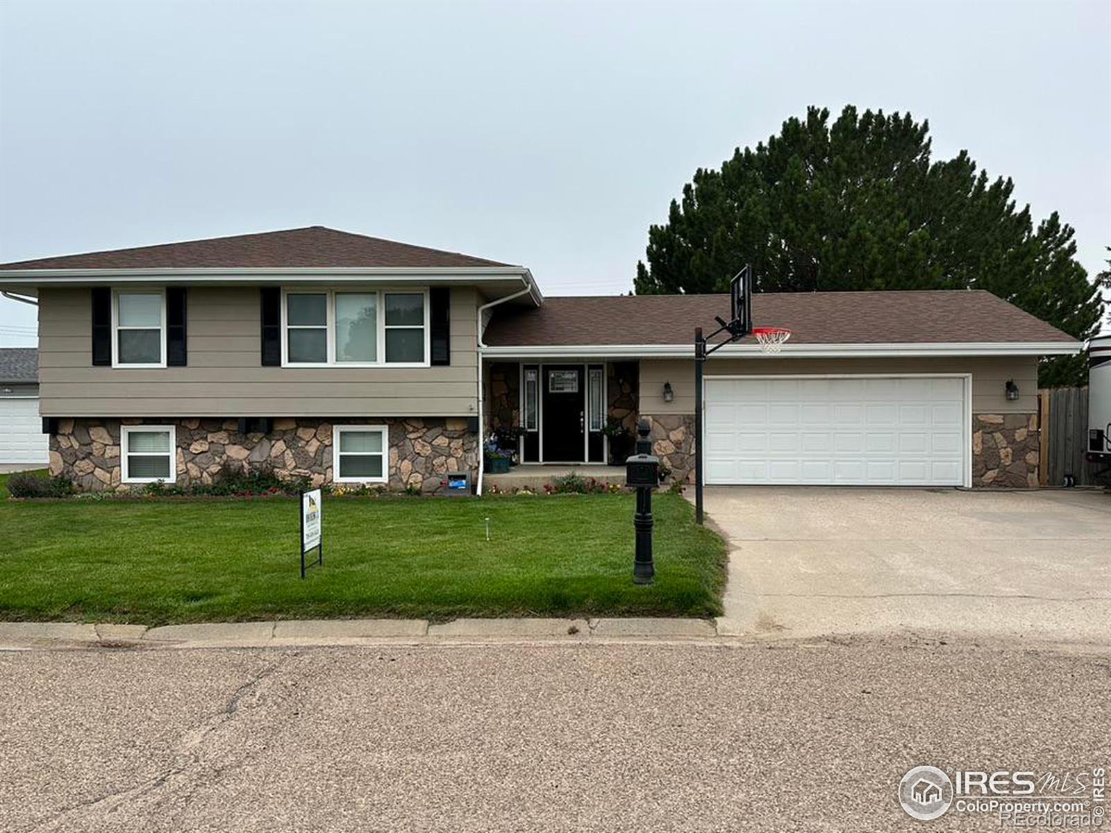 MLS Image #0 for 1899  frank street,burlington, Colorado