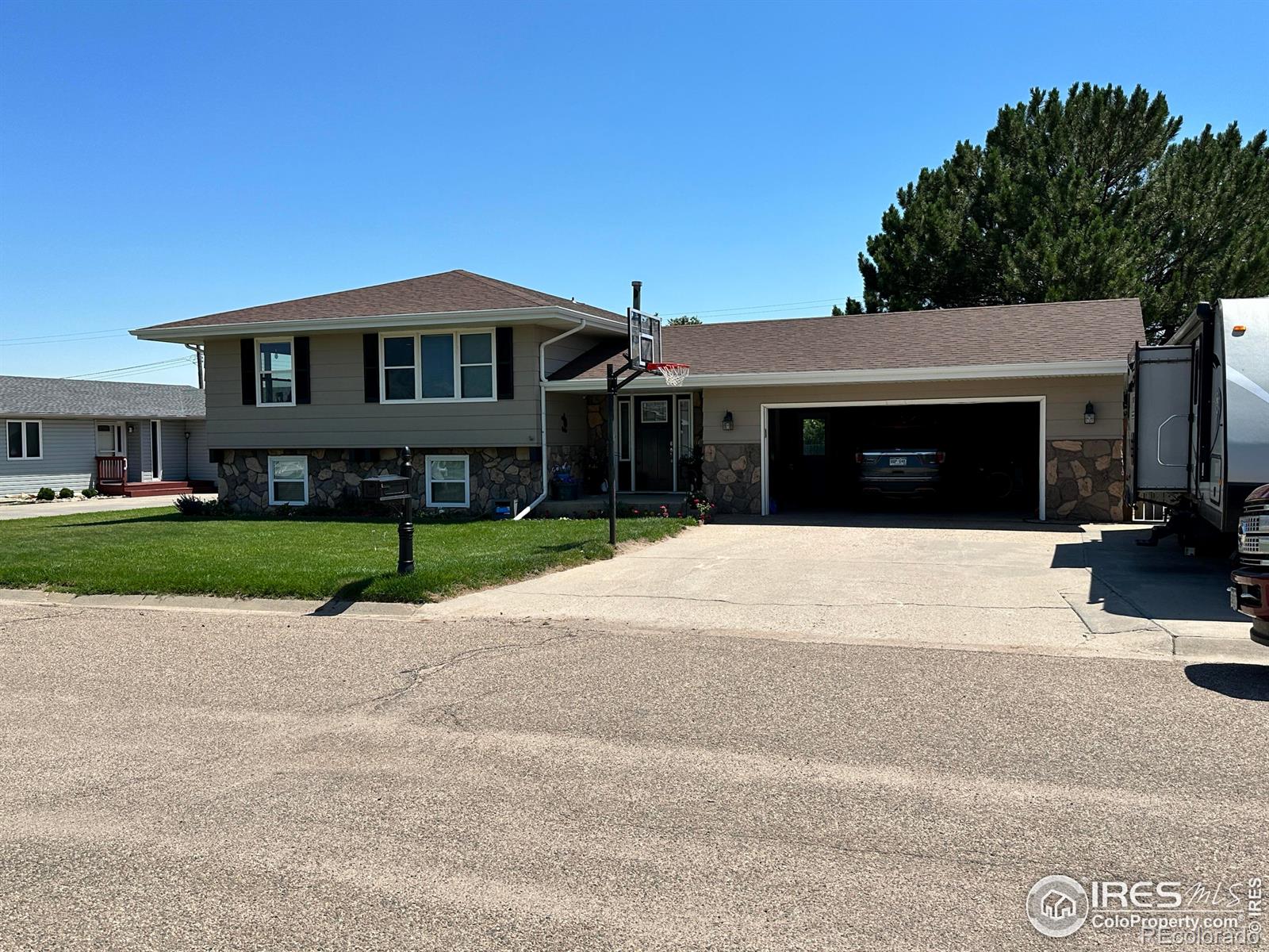 MLS Image #34 for 1899  frank street,burlington, Colorado