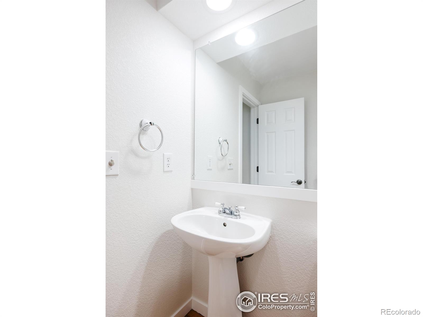 MLS Image #11 for 925  snowberry street,longmont, Colorado