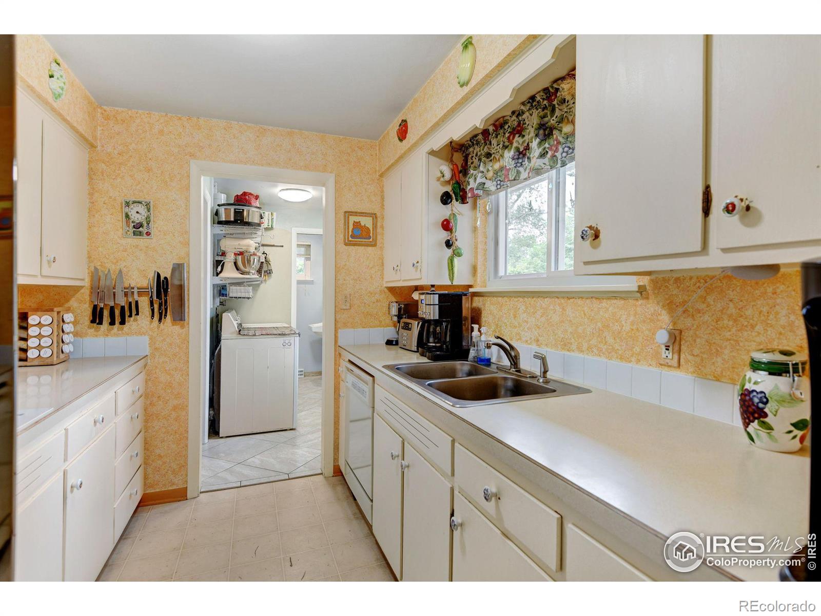 MLS Image #11 for 411  tedmon drive,fort collins, Colorado