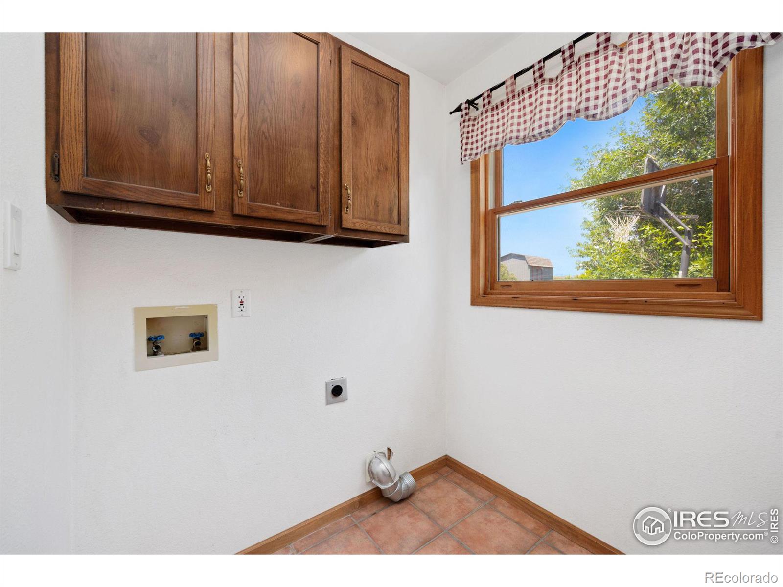 MLS Image #16 for 5024  foothills drive,berthoud, Colorado