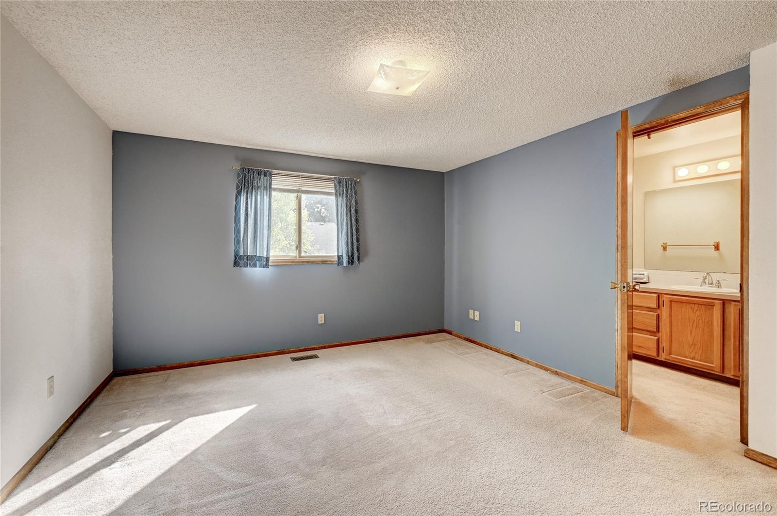 MLS Image #11 for 338 e 42nd street,loveland, Colorado