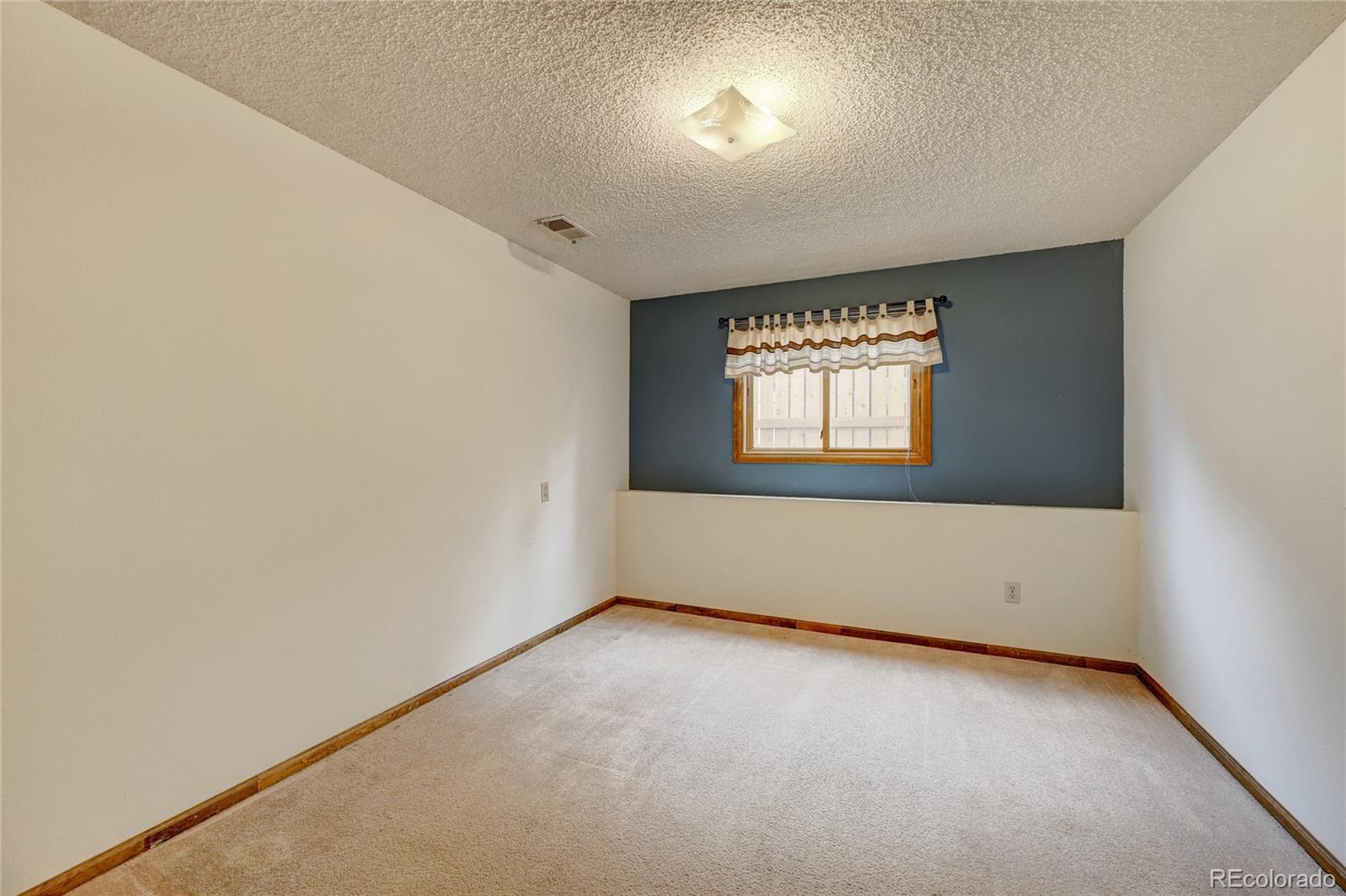 MLS Image #16 for 338 e 42nd street,loveland, Colorado