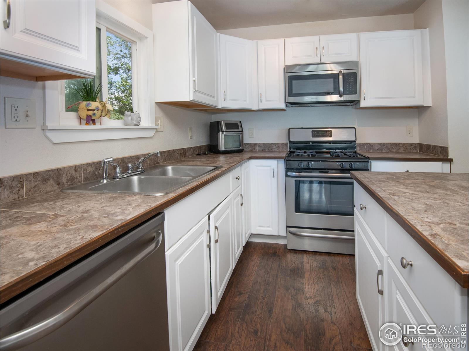 MLS Image #6 for 256  estes lane,gypsum, Colorado