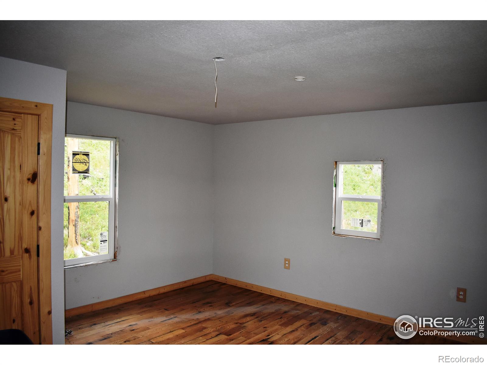 MLS Image #2 for 500  powder horn trail,bellvue, Colorado