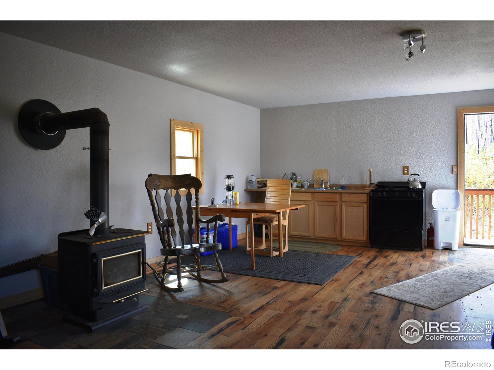 MLS Image #21 for 500  powder horn trail,bellvue, Colorado