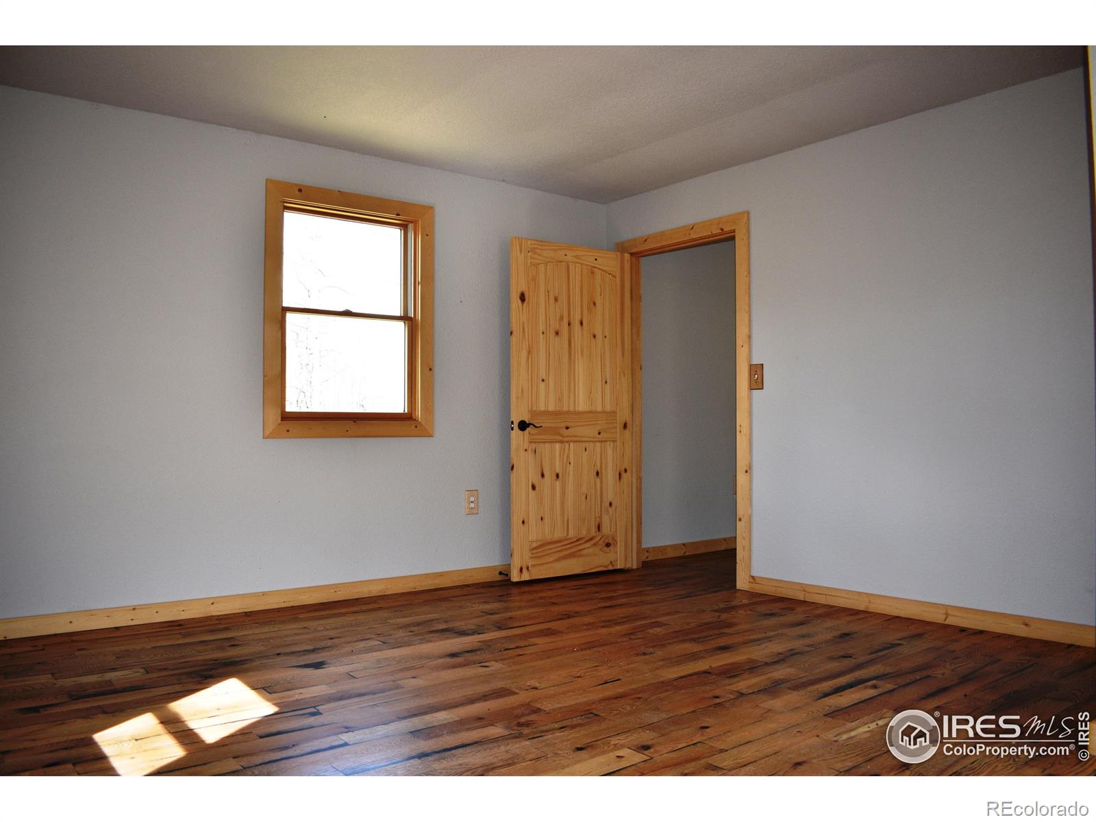 MLS Image #32 for 500  powder horn trail,bellvue, Colorado