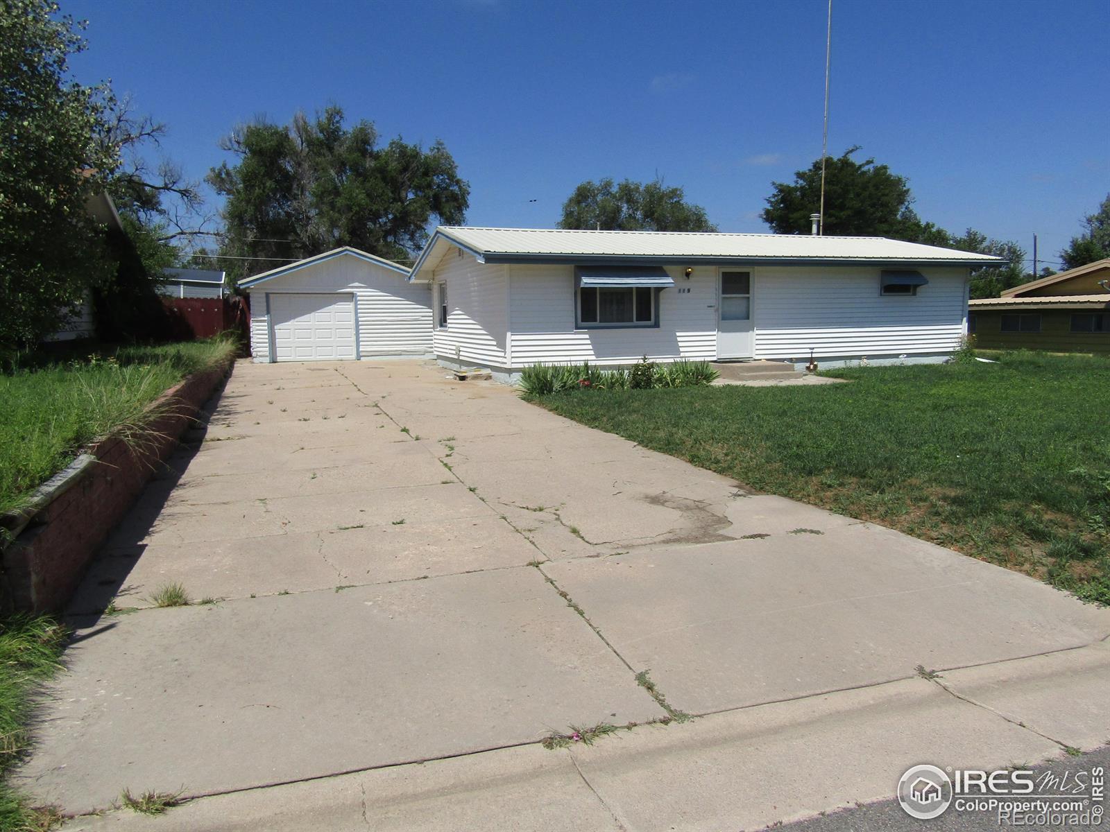 MLS Image #0 for 119  pine street,log lane village, Colorado