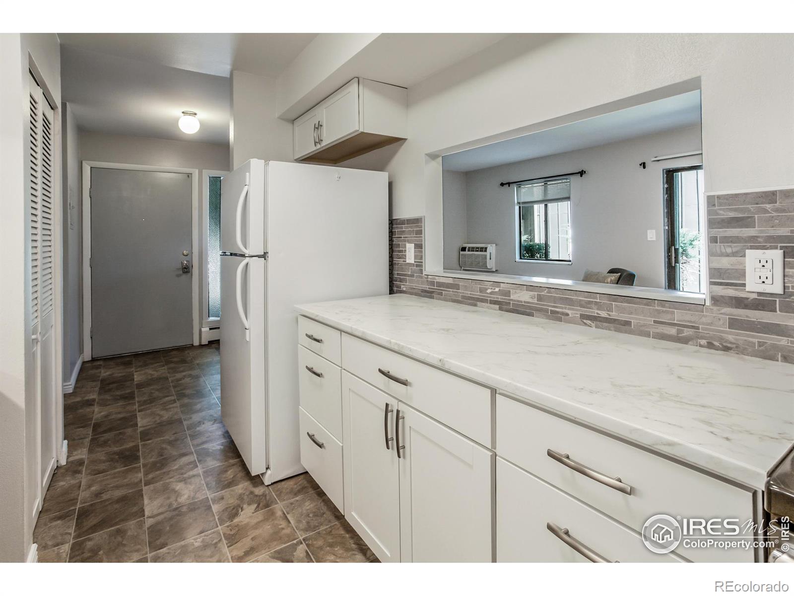 MLS Image #10 for 801 e drake road,fort collins, Colorado