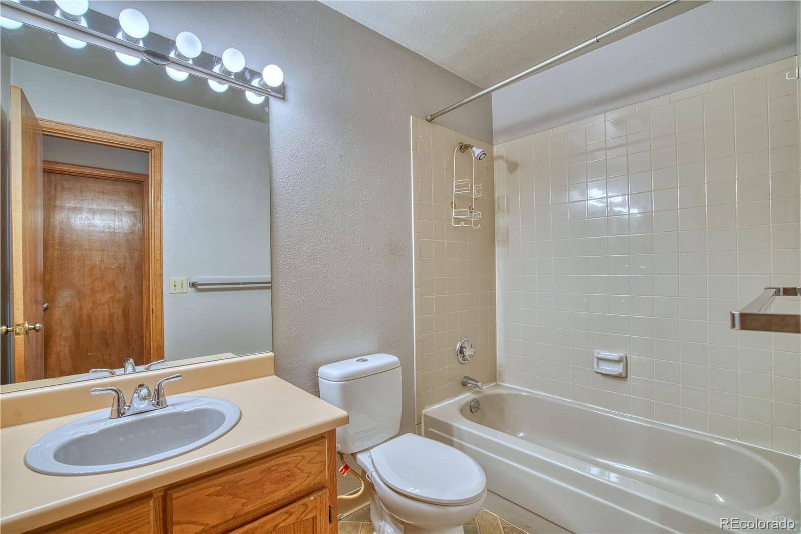 MLS Image #19 for 15503 e wyoming drive,aurora, Colorado