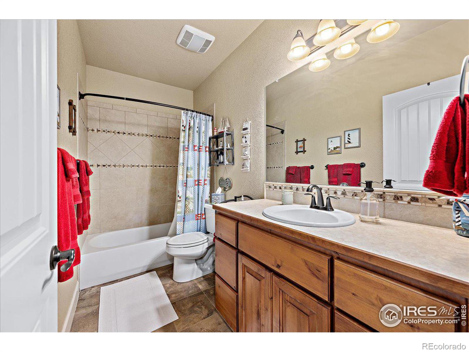 MLS Image #28 for 1328  crabapple drive,loveland, Colorado