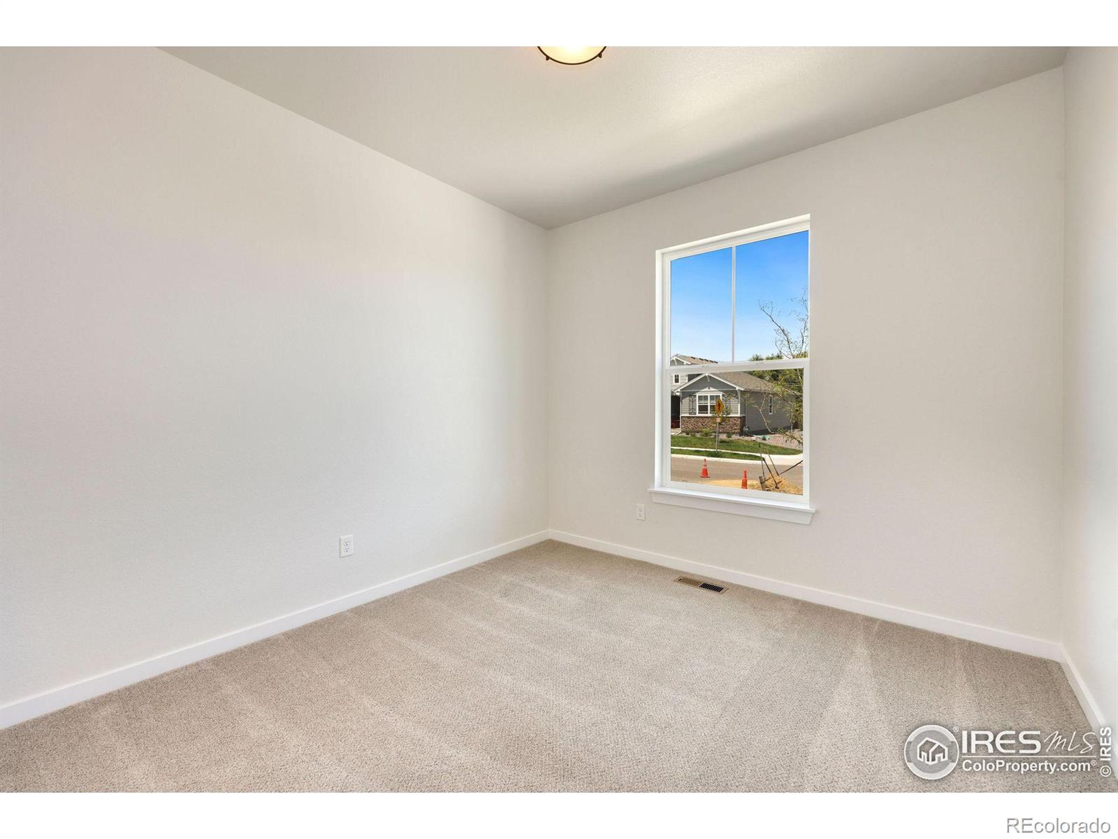 MLS Image #6 for 4274  martinson drive,loveland, Colorado