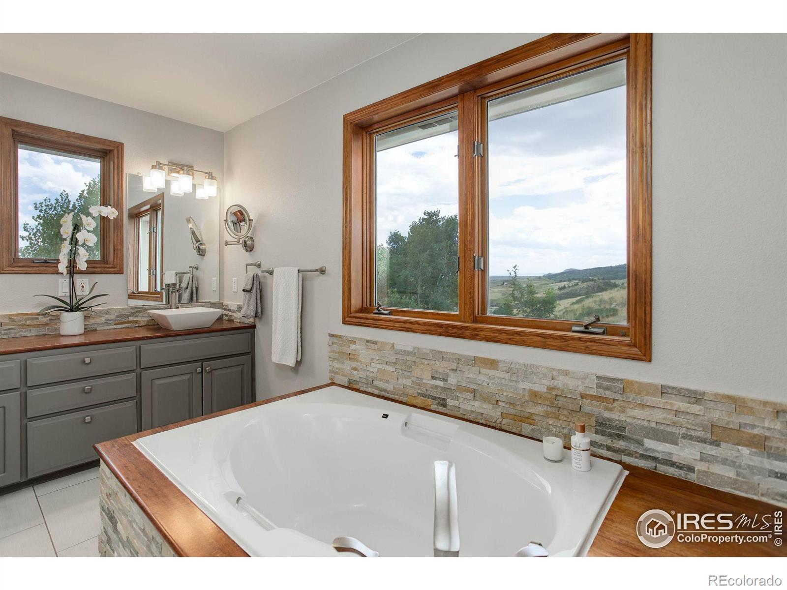 MLS Image #22 for 7138  sedona hills drive,berthoud, Colorado