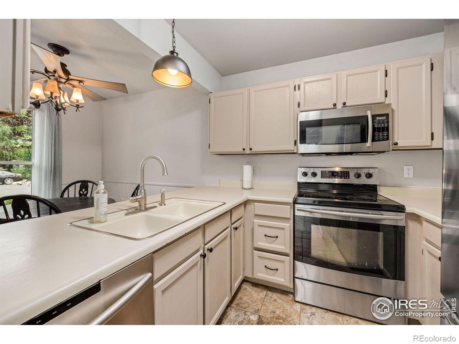 MLS Image #4 for 513  towhee street,fort collins, Colorado