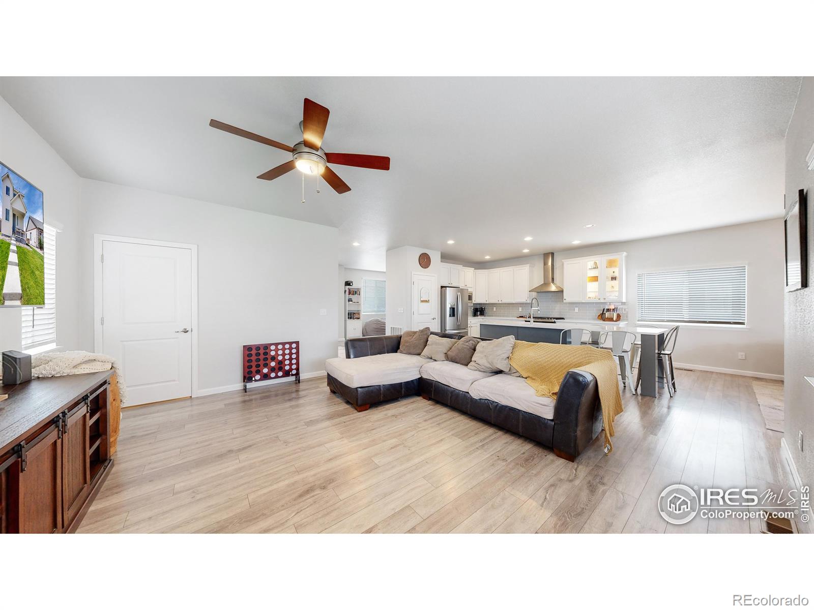 MLS Image #12 for 566  greenspire drive,windsor, Colorado