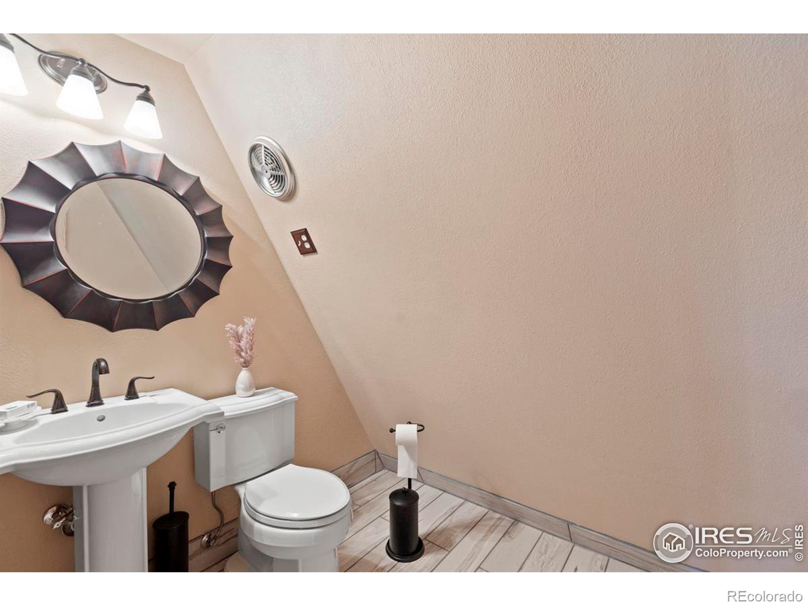 MLS Image #18 for 5131  pawnee drive,greeley, Colorado