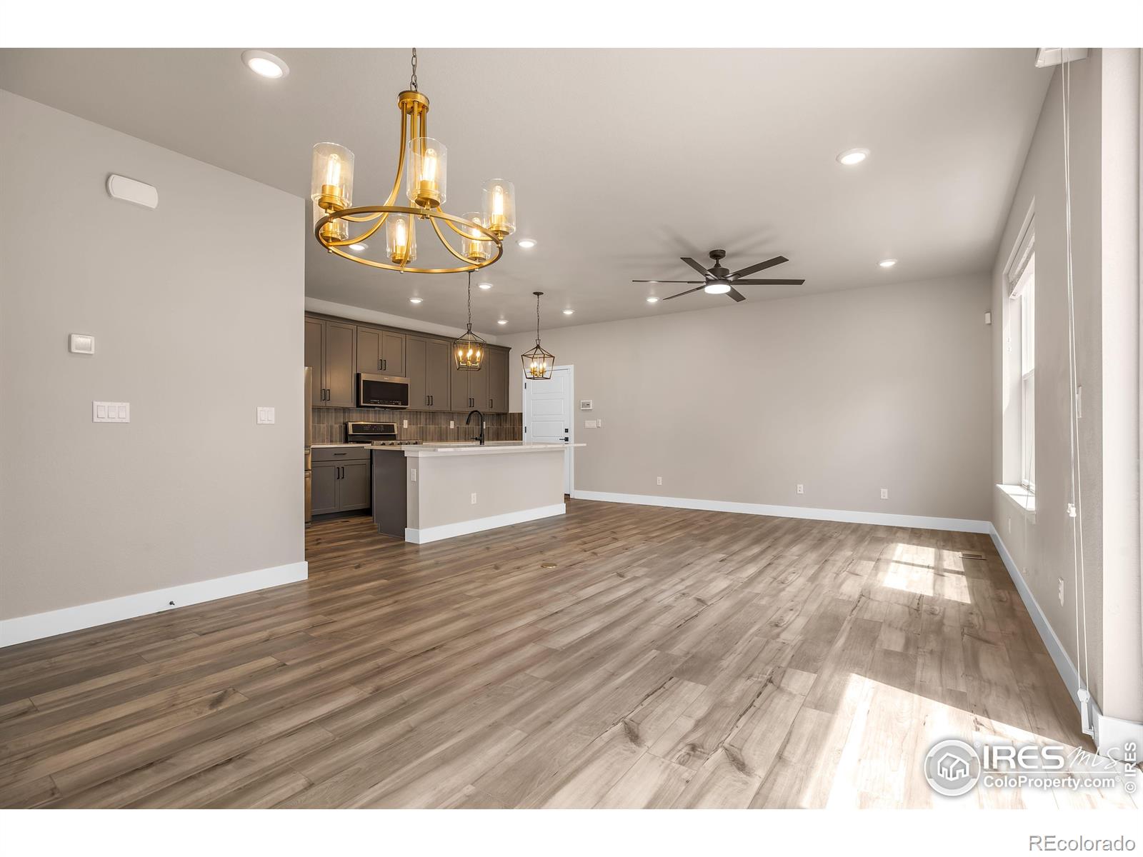 MLS Image #8 for 8355  holman street,arvada, Colorado