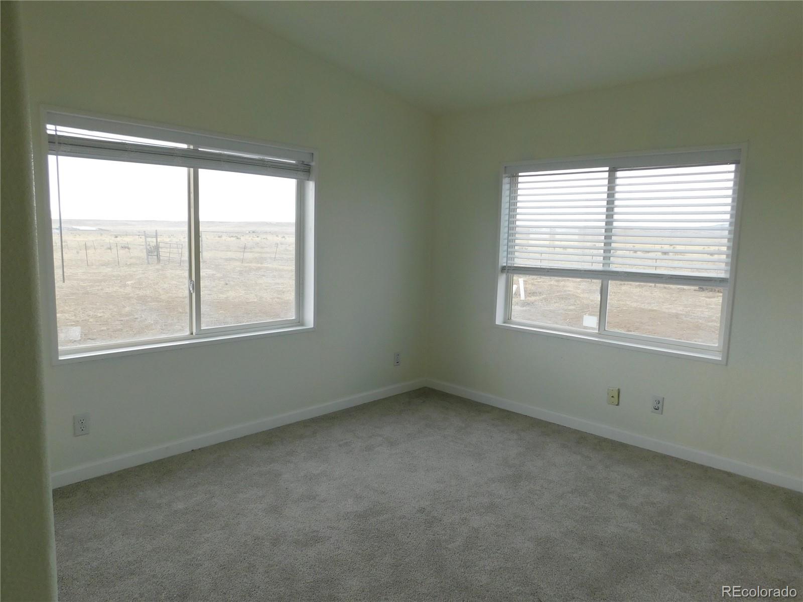 MLS Image #4 for 200  peak view road,rye, Colorado