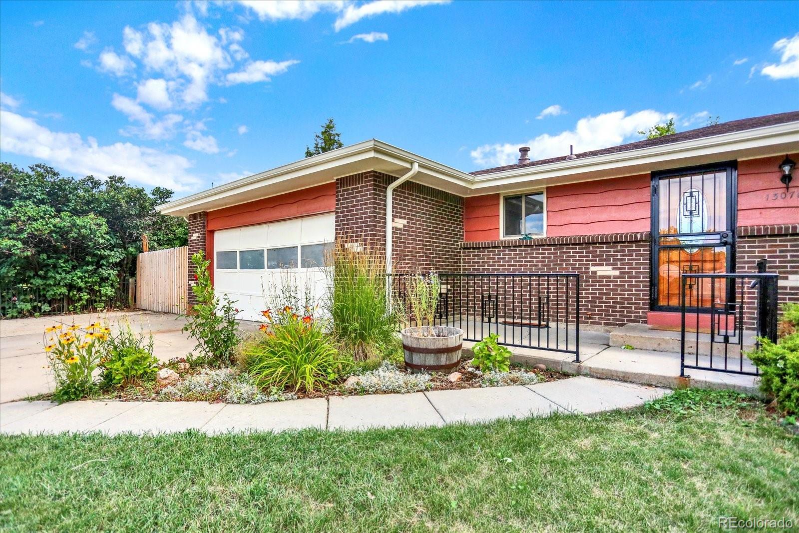 MLS Image #2 for 13070 w 6th place,lakewood, Colorado