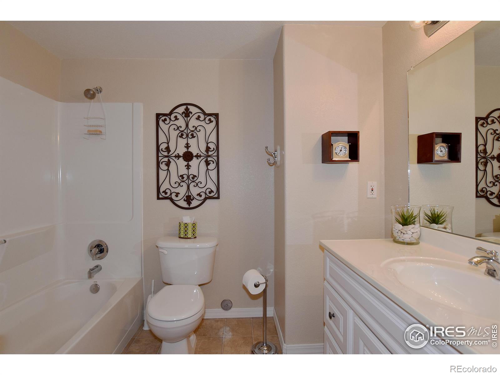 MLS Image #27 for 2107  bronson court,fort collins, Colorado