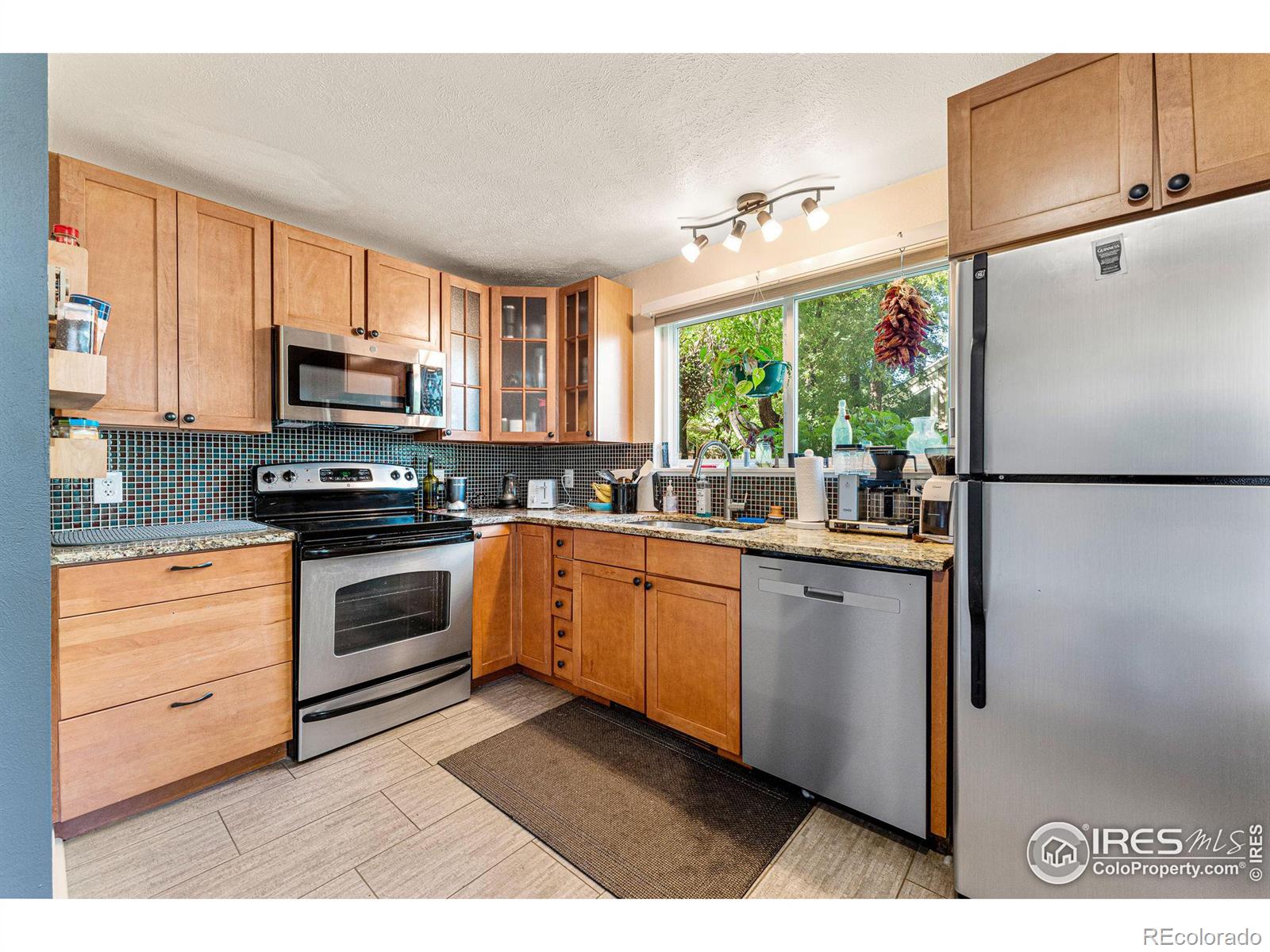 MLS Image #14 for 3230  redstone lane,boulder, Colorado