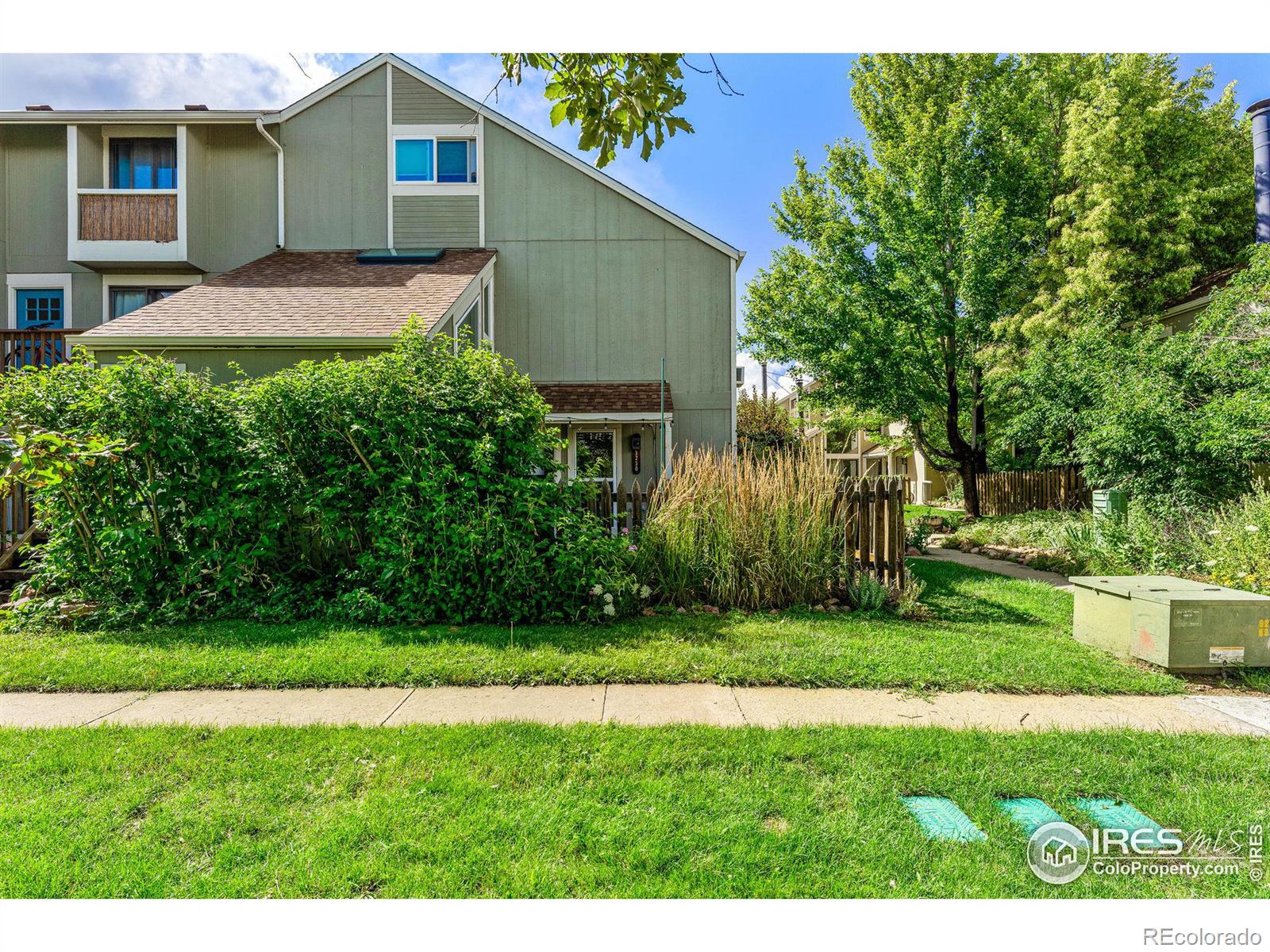 MLS Image #3 for 3230  redstone lane,boulder, Colorado