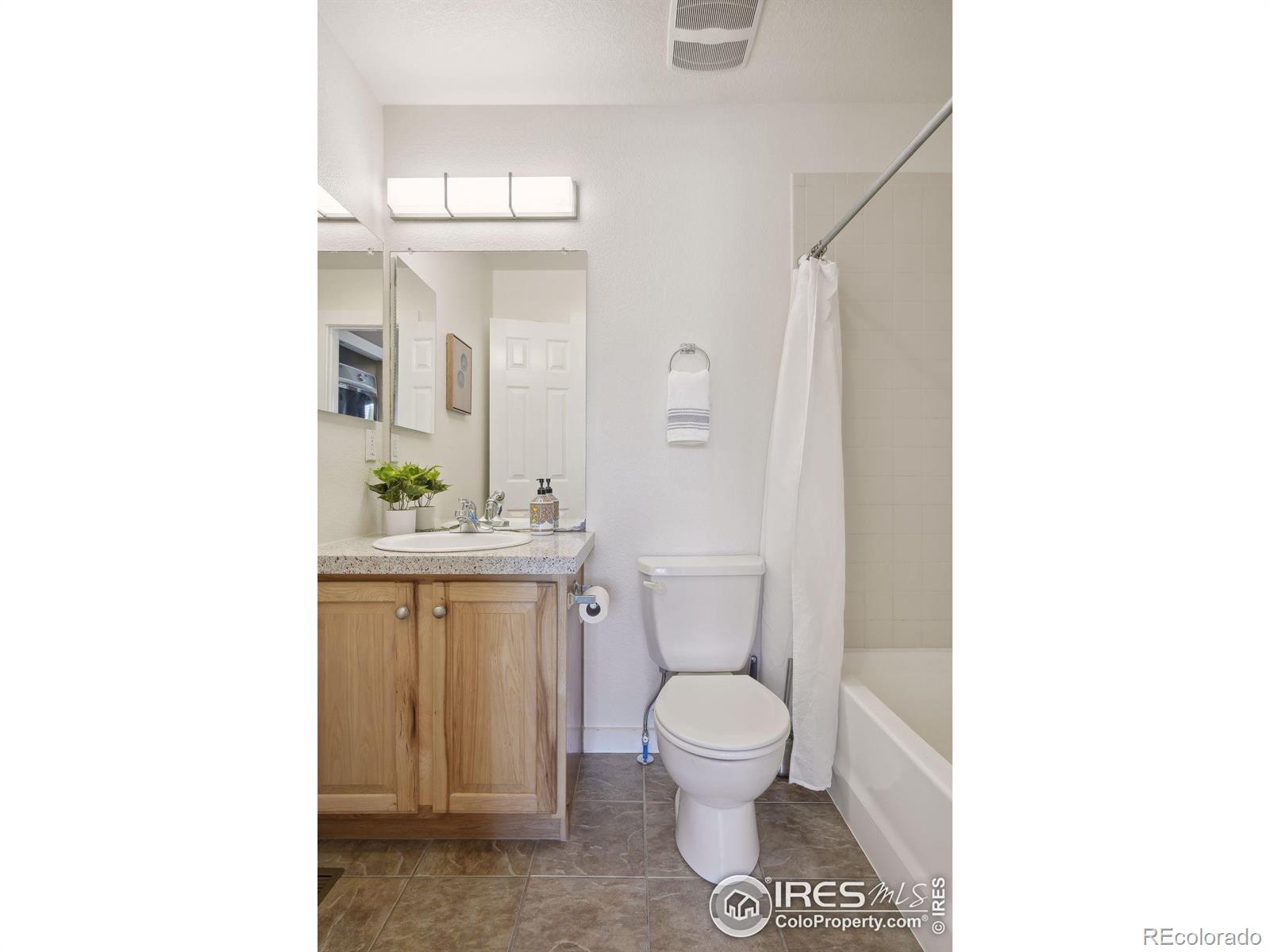 MLS Image #32 for 2697  hedgerow circle,lafayette, Colorado