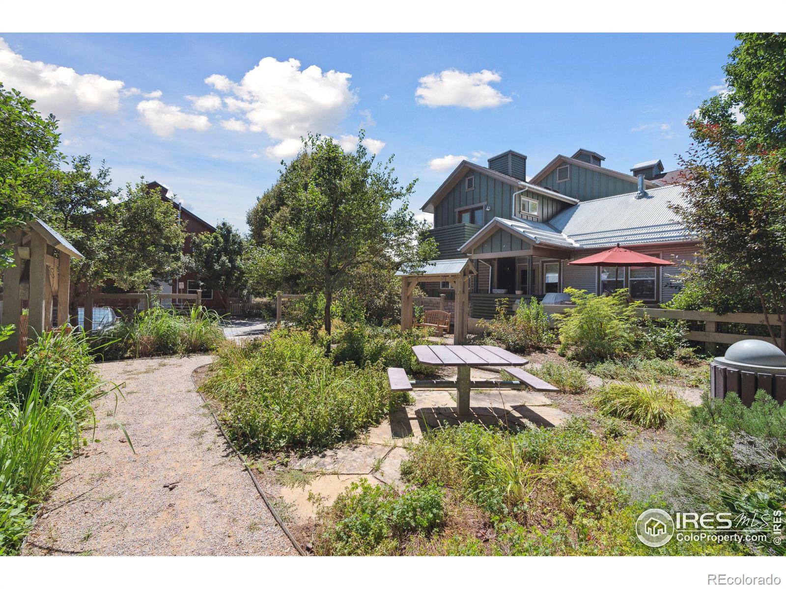 MLS Image #38 for 2697  hedgerow circle,lafayette, Colorado